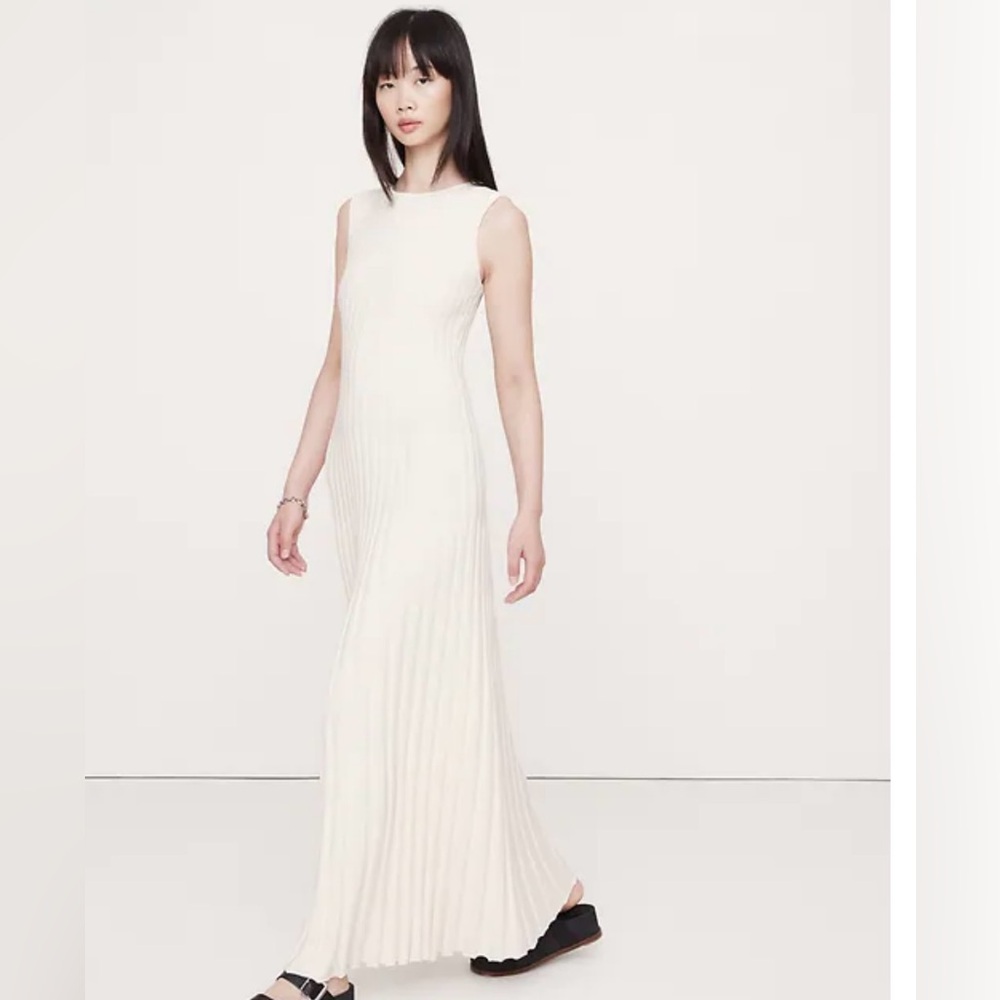 New! BANANA REPUBLIC Sculpted Ribbed Maxi Dress, Size Large, Iced Vanilla Ivory